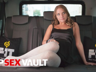 Perfect Babe Sofi Goldfinger Drilled Like A Slut By Chauffer In The Car – VIP SEX VAULT