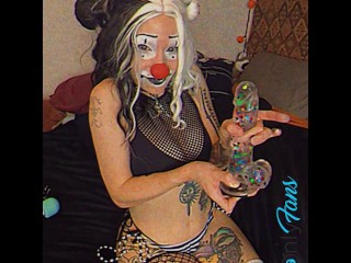 Goth Clowngirl strokes Confetti Dildo