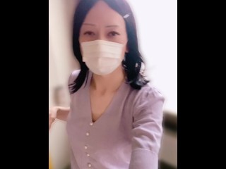 女装子が外でお散歩