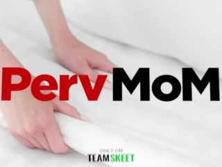 PervMom – Horny Stepson Sticks His Fingers Deep Inside His Stepmom’s Pussy And Fucks Her Hardcore