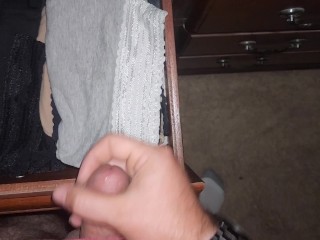 Cuming on my step mom’s panties