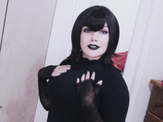 The best Mavis Dracula Cosplay is back – SweetDarling