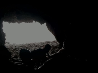 En la Playa, Dentro de la cueva