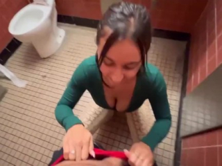 Hailey Rose gets Creampie in Whole Foods Public Bathroom