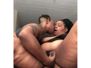 Black Lesbian Passionate Finger Fucking