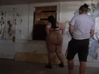 BBW Fucked In Abandoned House